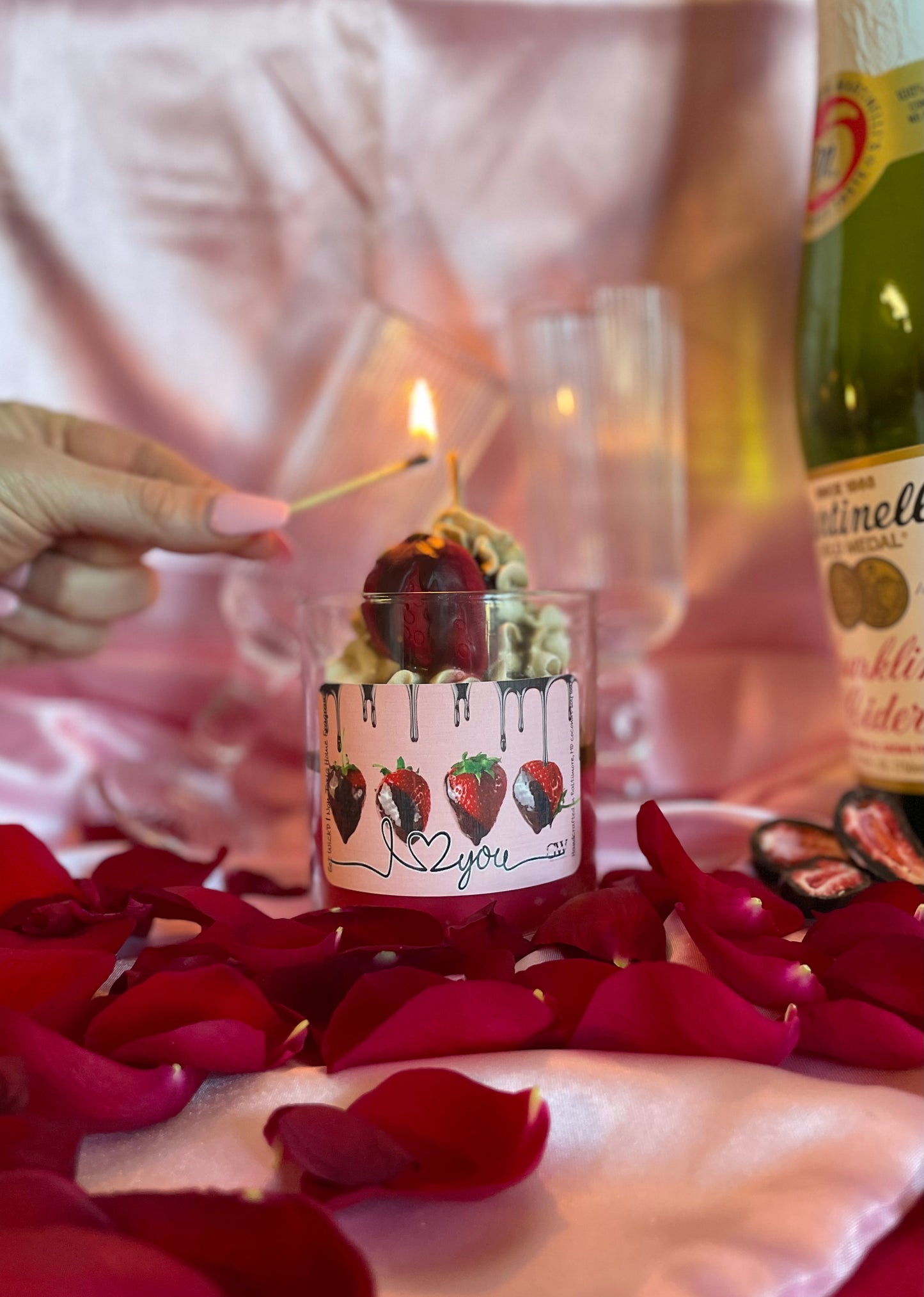 Chocolate covered strawberries Candle (pre order)